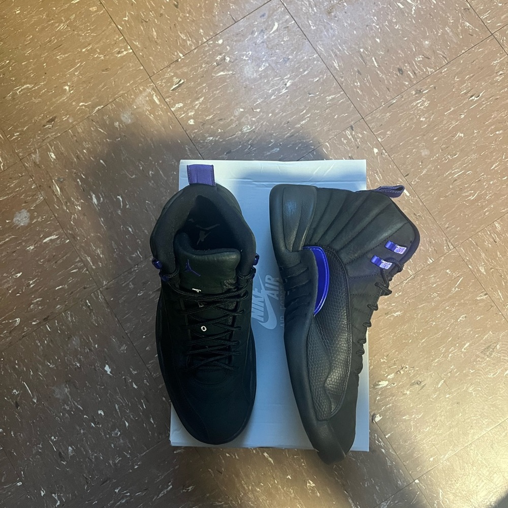 Jordan 12 black and purple, Size 9.5